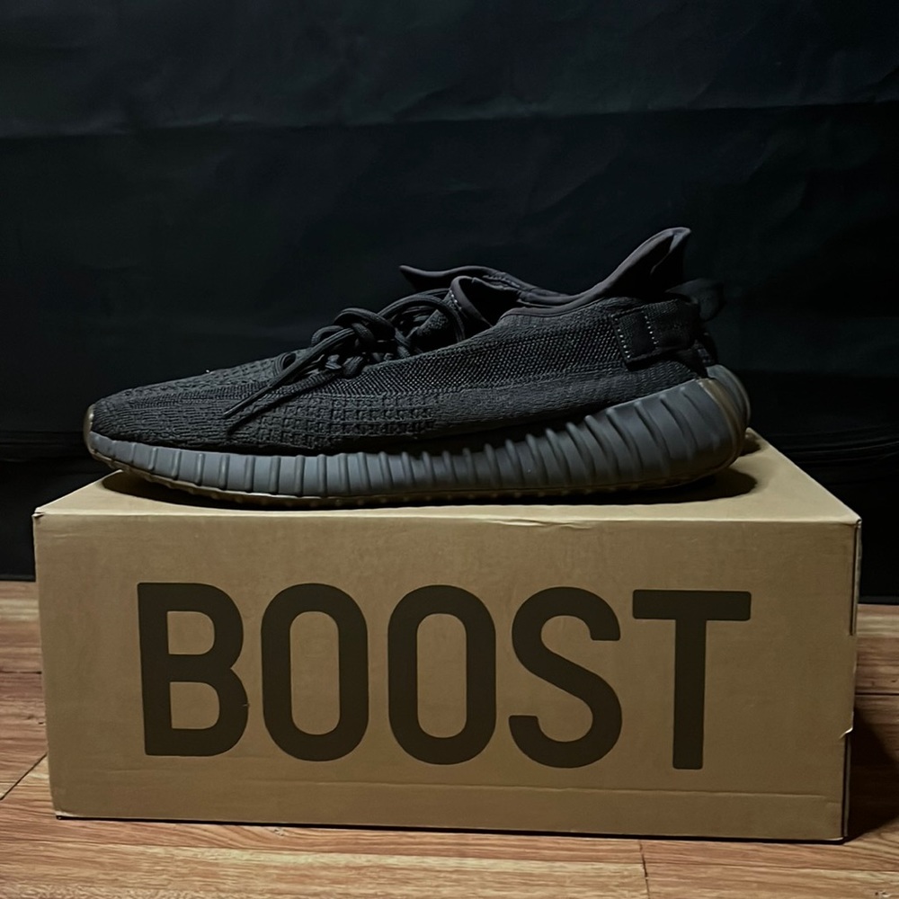 YEEZY BOOST 350 V2 'CINDER'